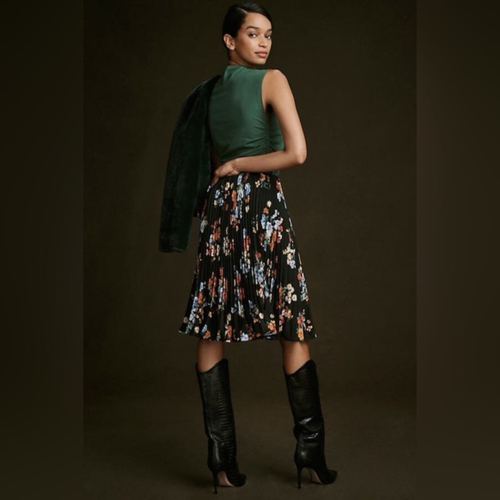 NWT Size 12  The Valerie Pleated Midi Skirt by Maeve